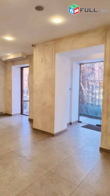  Վարձով է տրվում 1-ին գիծ կոմերցիոն տարածք։ For rent կոդ G2618