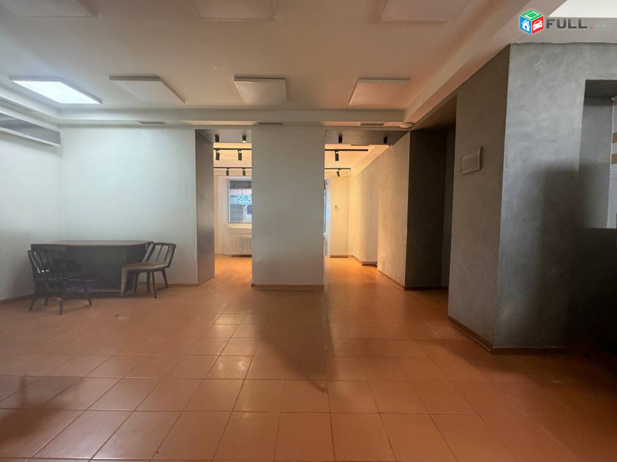  Վարձով է տրվում 1-ին գիծ կոմերցիոն տարածք։ For rent կոդ G1222