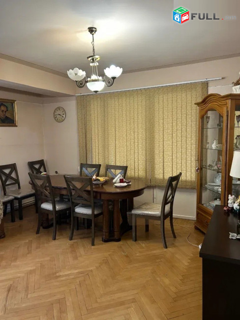վաճառվում է 3 սենյականոց բնակարան։ For sale կոդ C1846