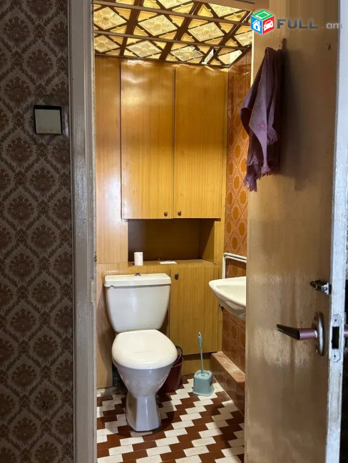 վաճառվում է 3 սենյականոց բնակարան։ For sale կոդ C1846