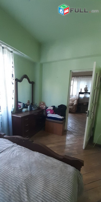 Վարձով է տրվում 2 սենյականոց բնակարան։ For rent կոդ B1641