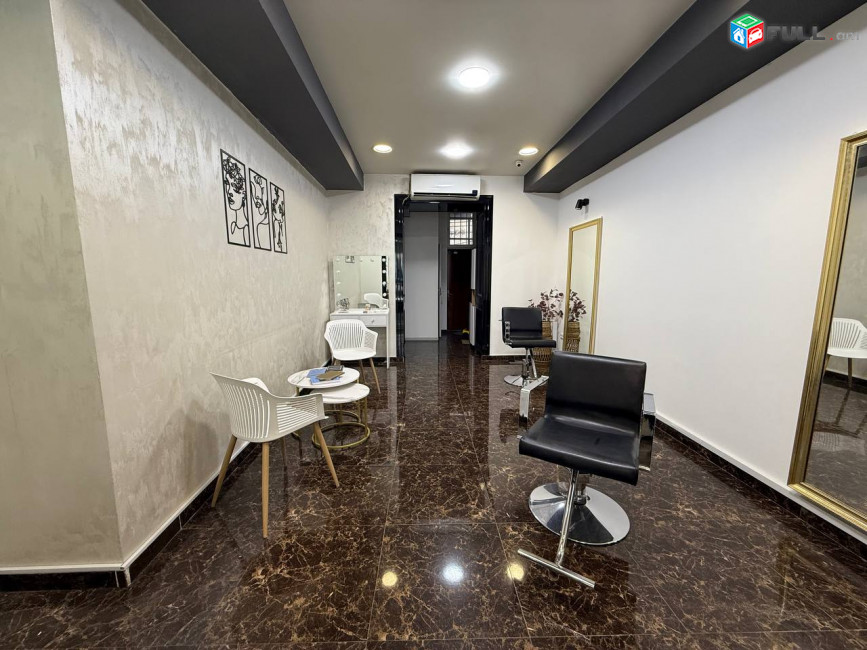 Վարձով է տրվում 1-ին գիծ կոմերցիոն տարածք։ For rent կոդ G1037