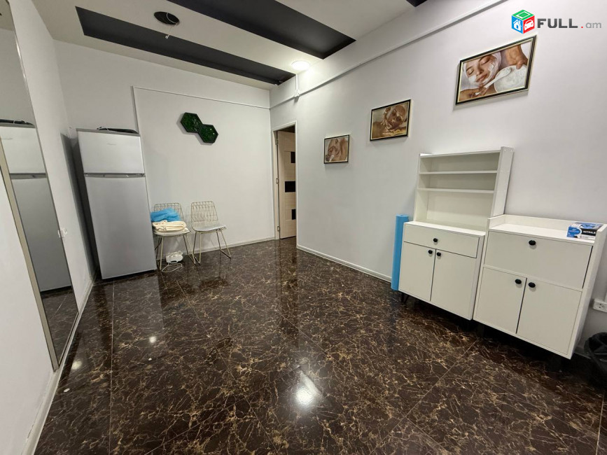 Վարձով է տրվում 1-ին գիծ կոմերցիոն տարածք։ For rent կոդ G1037