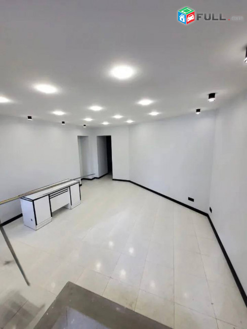 Վարձով է տրվում 1-ին գիծ կոմերցիոն տարածք։ For rent կոդ G1279