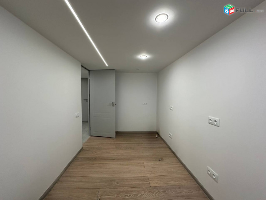 Վարձով է տրվում  գրասենյակային տարածք։ For rent կոդ G2628