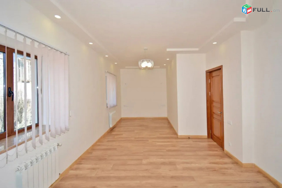 Վարձով է տրվում  գրասենյակային տարածք։ For rent կոդ G2631