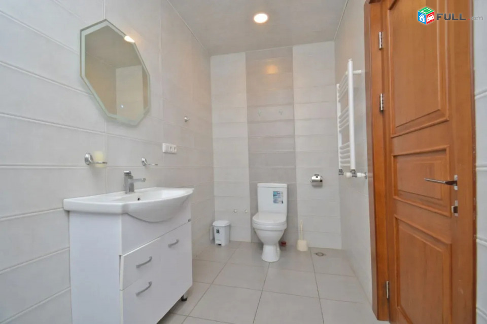 Վարձով է տրվում  գրասենյակային տարածք։ For rent կոդ G2631