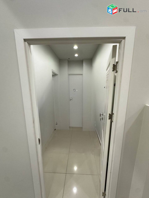 Վարձով է տրվում կոմերցիոն տարածք։ For rent կոդ G2635