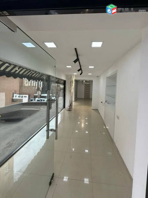 Վարձով է տրվում 1-ին գիծ կոմերցիոն տարածք։ For rent կոդ G2646