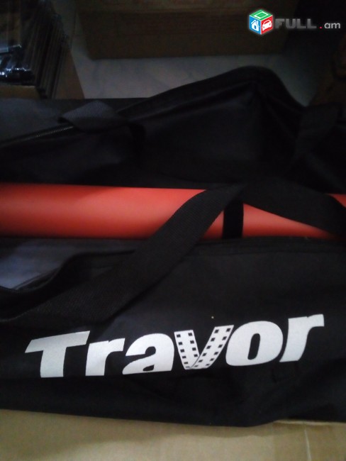 TRAVOR SOFT LIGHT BOX