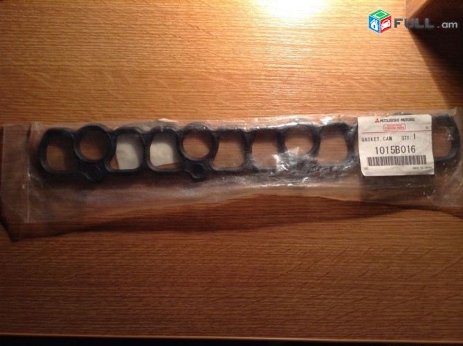 Mitsubishi Pajero IO 1.8 ev 2.0 matori svechaneri bnikneri prakladka Originale