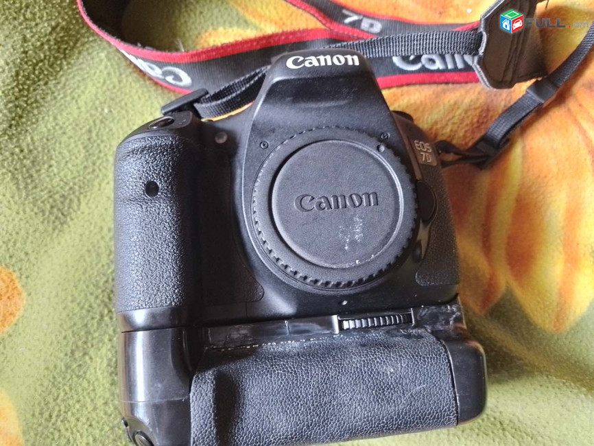 Canon EOS 7D Body Only+մարտկոց լիցկավորիչ եւ ճիպ+battary grip լաւ վիճակ.