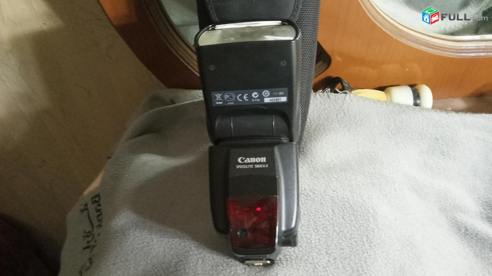 Canon Speedlite 580EX II Flash for Canon EOS Digital.Օգտագործված.