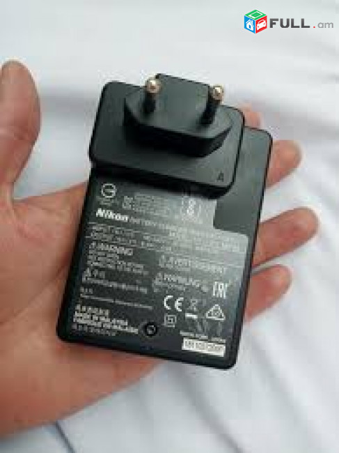 NIKON 100/100 Origina Battery Charger MH-24.