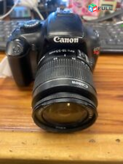 Canon Eos Rebel t3 Eos 1100d 18-55 lens.