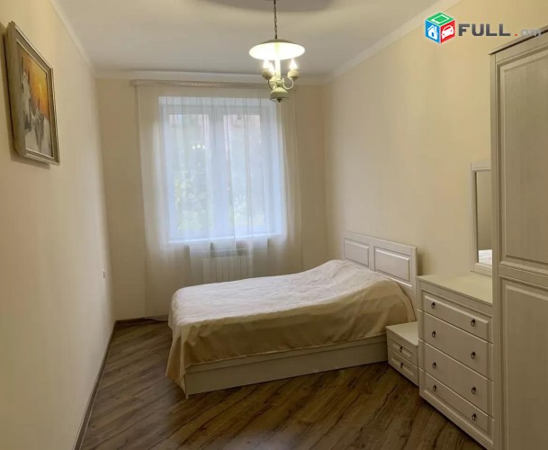 Vardzov e trvum 3 senyakanoc bnakaran Kentronum
