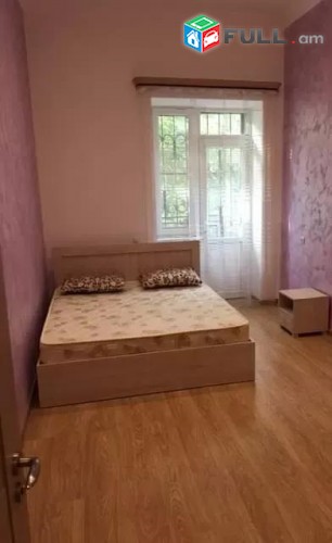 Vardzov e trvum 3 senyakanoc bnakaran Kentronum