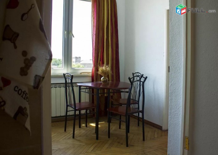 Vardzov e trvum 3 senyakanoc bnakaran Kentronum