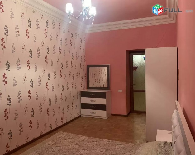 Vardzov e trvum 3 senyakanoc bnakaran Kentronum