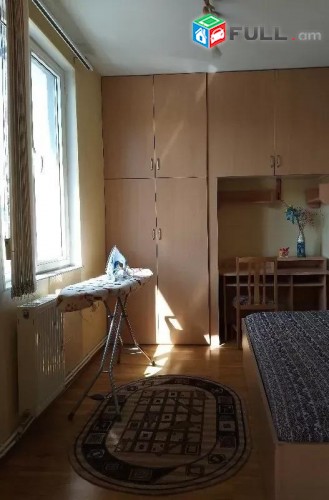 Vardzov e trvum 3 senyakanoc bnakaran Kentronum