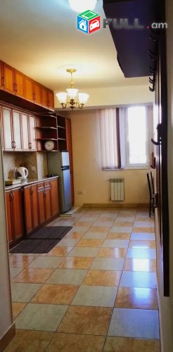 Vardzov e trvum 2 senyakanoc bnakaran Kentronum