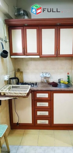 Vardzov e trvum 2 senyakanoc bnakaran Kentronum