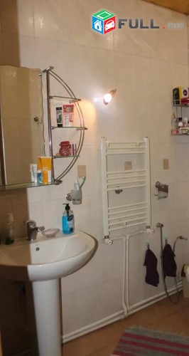 Vardzov e trvum 3 senyakanoc bnakaran Kentronum