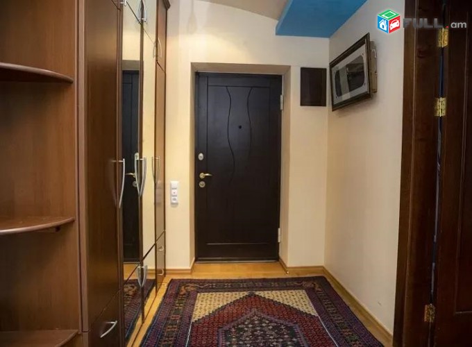 Vardzov e trvum 3 senyakanoc bnakaran Kentronum