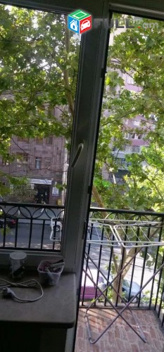 Vardzov e trvum 2 senyakanoc bnakaran Kentronum