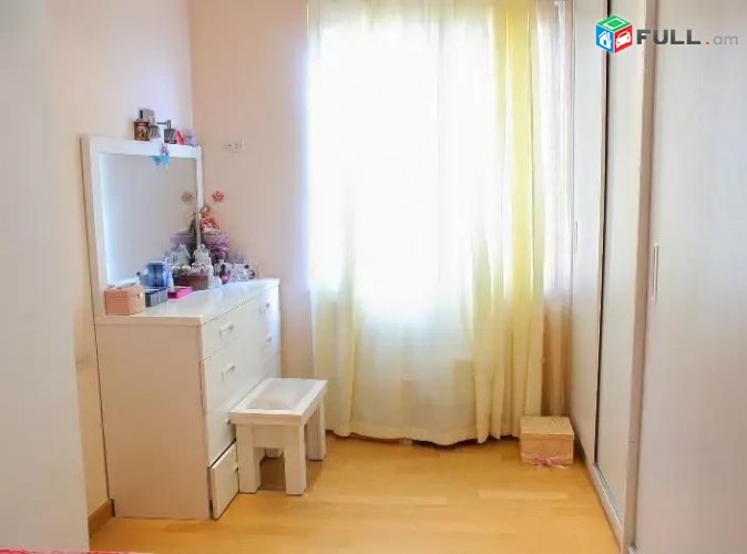 Vardzov e trvum 4 senyakanoc bnakaran Kentronum
