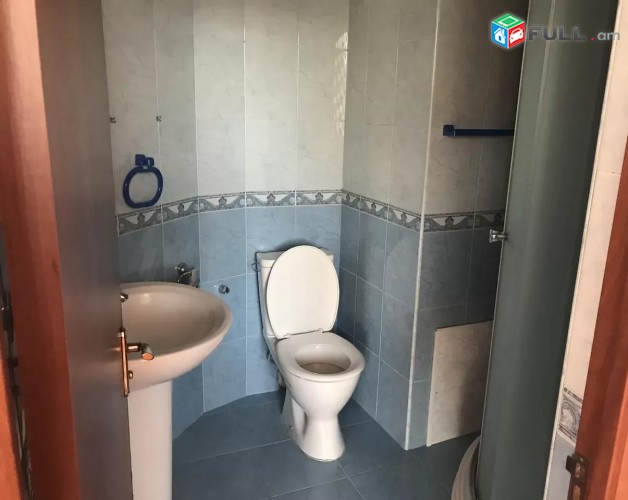 Vardzov e trvum 4 senyakanoc bnakaran Kentronum