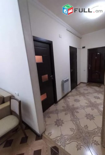 Vardzov e trvum 3 senyakanoc bnakaran Kentronum