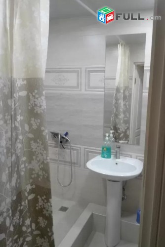 Vardzov e trvum 2 senyakanoc bnakaran Kentronum