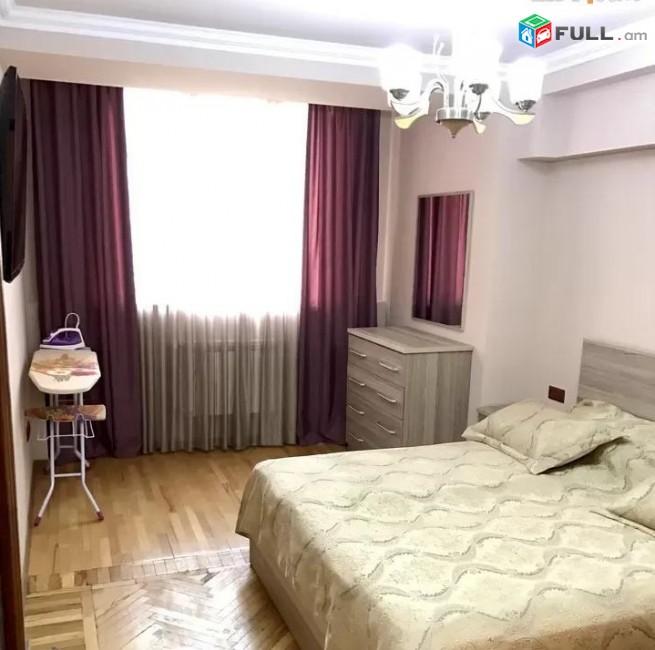 Vardzov e trvum 3 senyakanoc bnakaran Kentronum