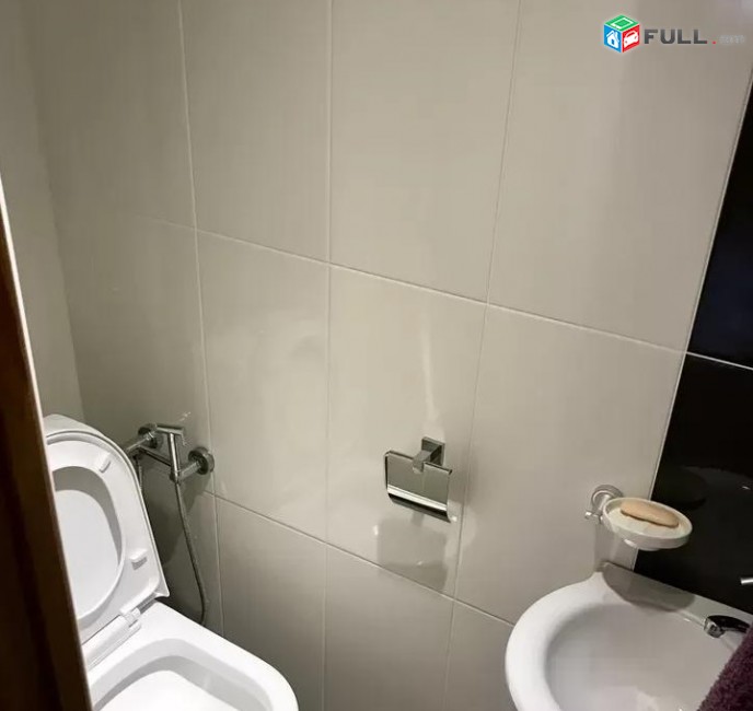 Vardzov e trvum 3 senyakanoc bnakaran Kentronum