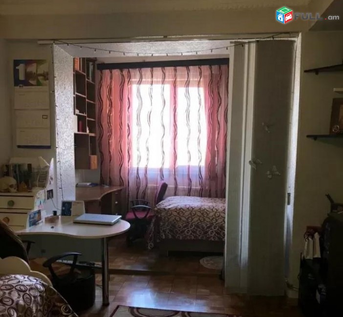 Vardzov e trvum 3 senyakanoc bnakaran Kentronum
