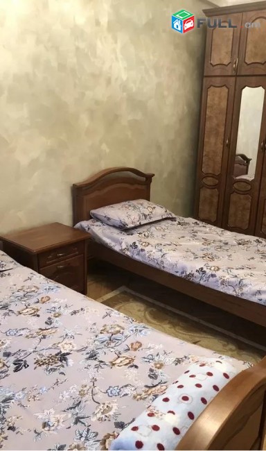 Vardzov e trvum 3 senyakanoc bnakaran Kentronum