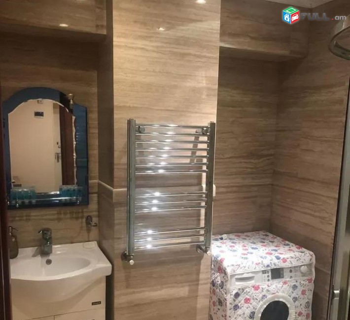 Vardzov e trvum 3 senyakanoc bnakaran Kentronum