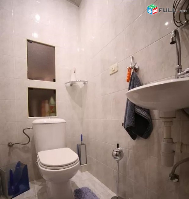 Vardzov e trvum 3 senyakanoc bnakaran Kentronum