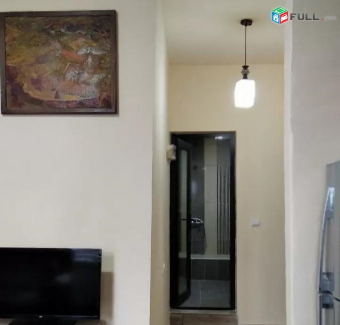Vardzov e trvum 2 senyakanoc bnakaran Kentronum