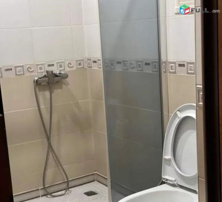 Vardzov e trvum 2 senyakanoc bnakaran Kentronum