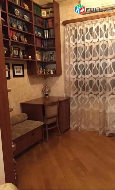 Vardzov e trvum 3 senyakanoc bnakaran Kentronum