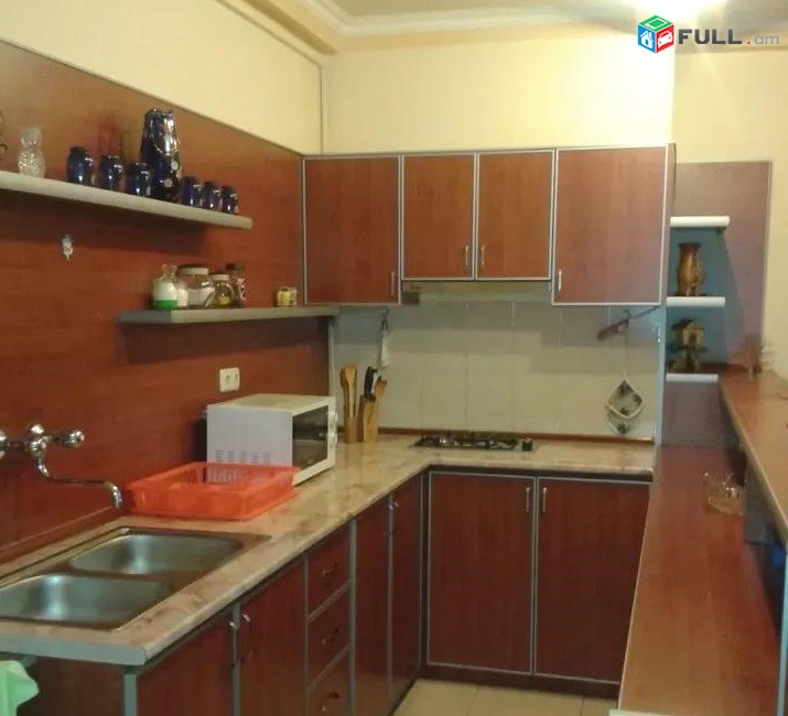 Vardzov e trvum 2 senyakanoc bnakaran Kentronum