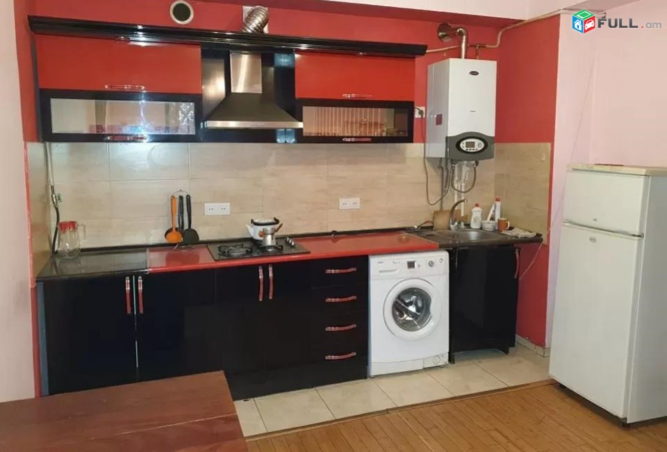 Vardzov e trvum 3 senyakanoc bnakaran Kentronum