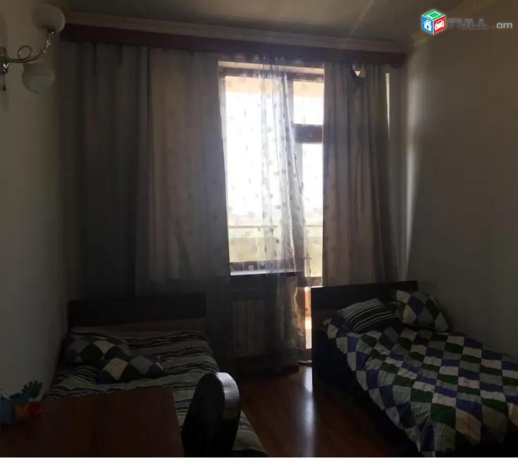 Vardzov e trvum 3 senyakanoc bnakaran Kentronum