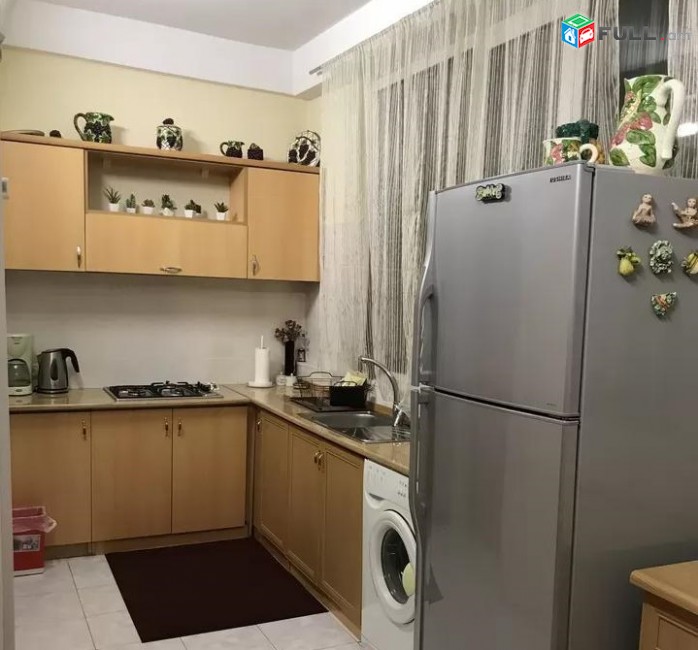 Vardzov e trvum 3 senyakanoc bnakaran Kentronum