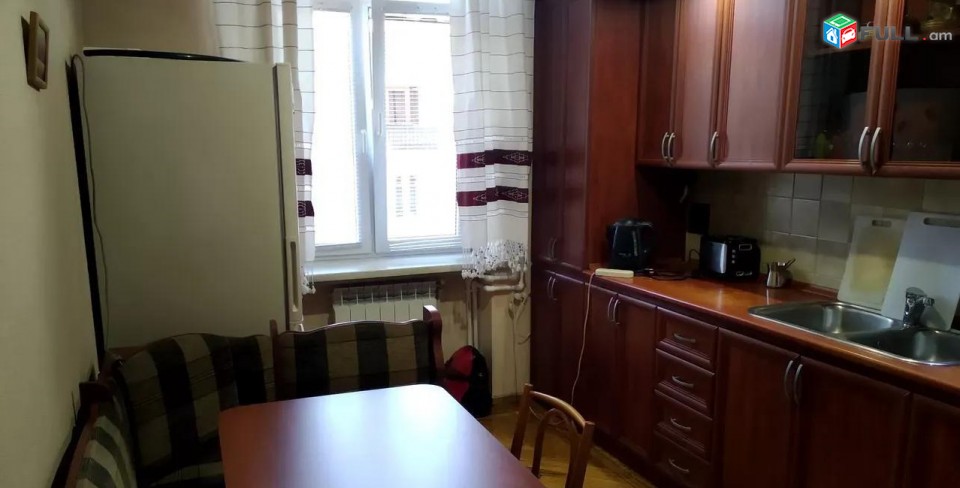 Vajarvum e 3 senyakanoc bnakaran Kentronum