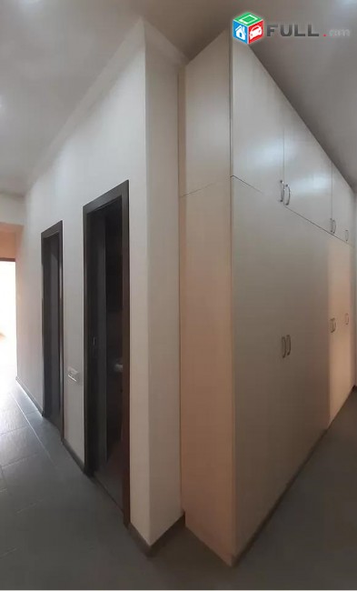 Vajarvum e 4 senyakanoc bnakaran Kentronum