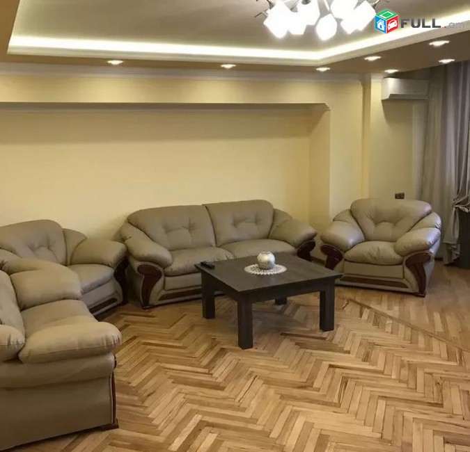 Vardzov e trvum 3 senyakanoc bnakaran Kentronum