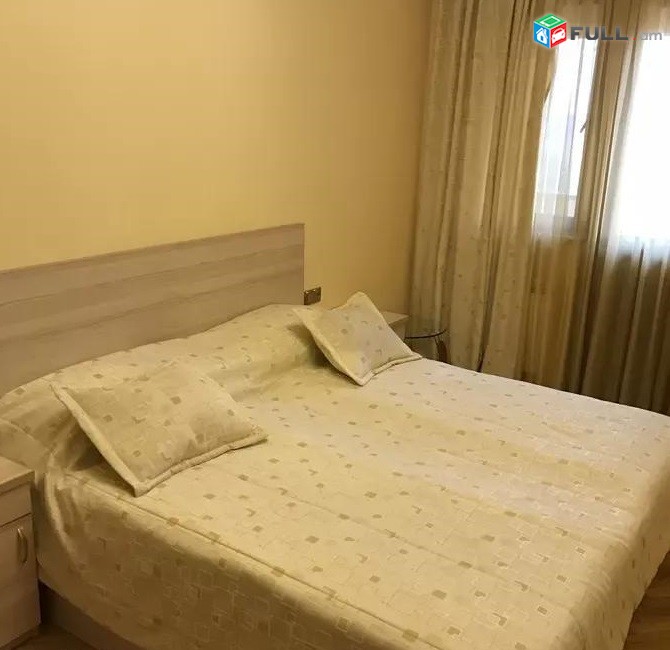 Vardzov e trvum 3 senyakanoc bnakaran Kentronum